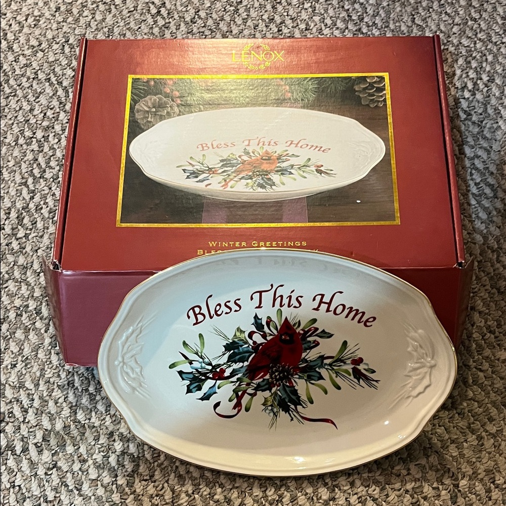 Lenox Winter Greetings Plate with Cardinal Design